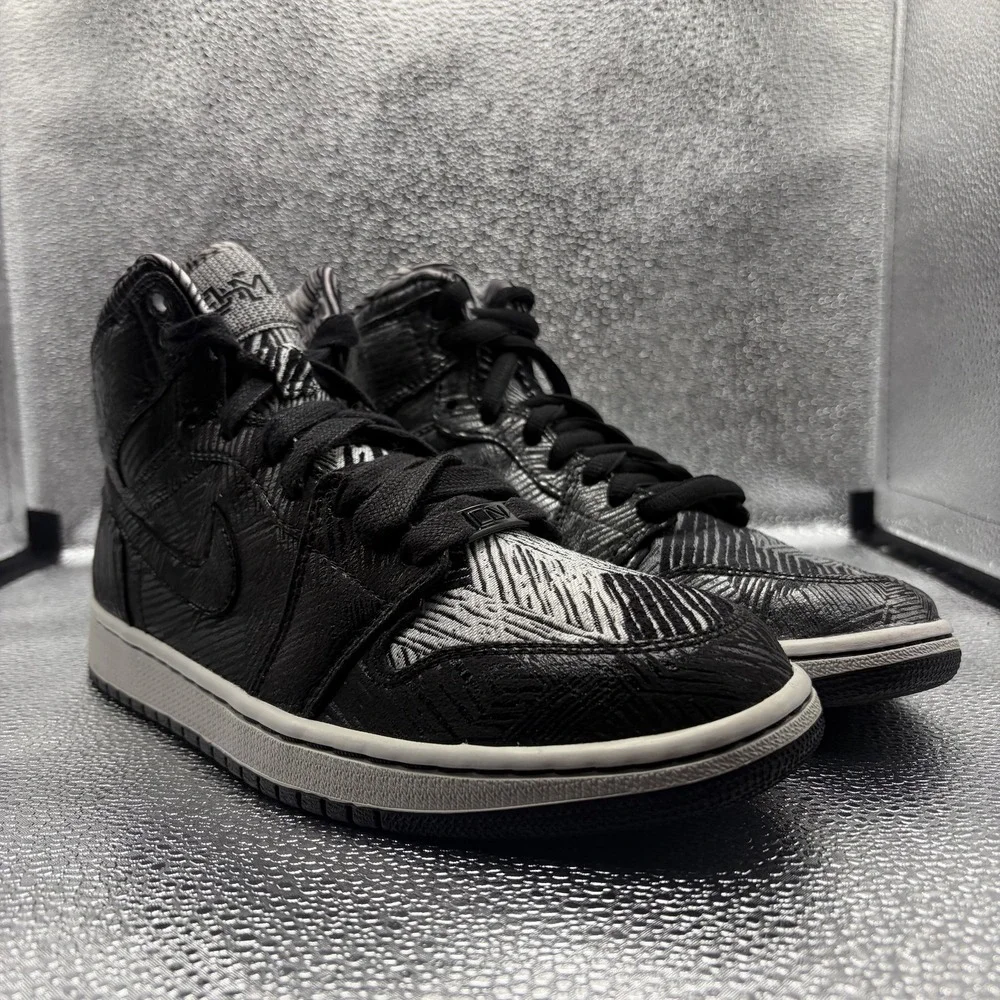 Size 8.5 Air Jordan 1 Retro High BHM Black/White Mens Sneaker 579591-010